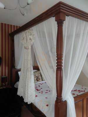 The Gamekeeper Bar And Restaurant