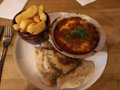 Chequers, Bragbury End