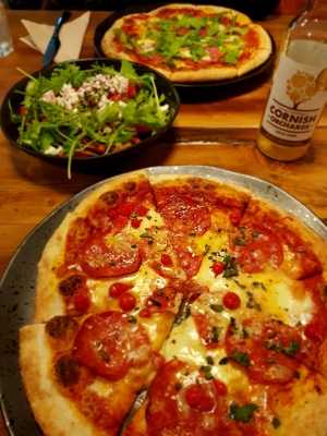 Unit Four Pizzeria And Bistro