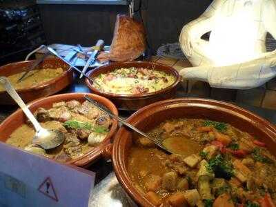 The Conduit Tea Garden - Bistro - Wine Bar