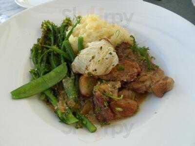 The Conduit Tea Garden - Bistro - Wine Bar