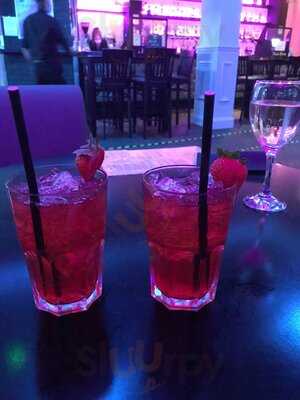 The Tale Of Two, Craft Bar & Restaurant