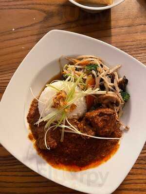 Simpsons Cafe & Bistro