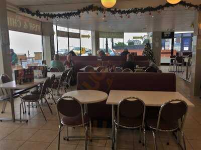 Makcari's Coffee Lounge & Restaurant