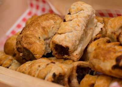 The Greedy Pig Cafe And Tea Room