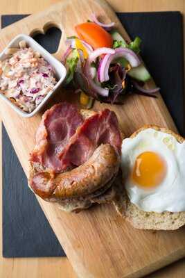 The Greedy Pig Cafe And Tea Room