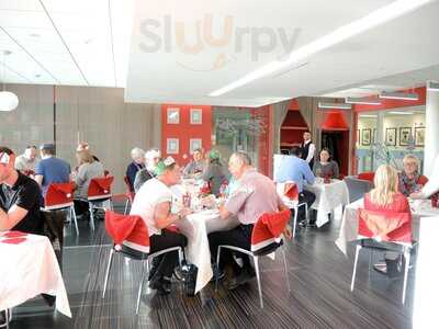 Zest Restaurant & Bar