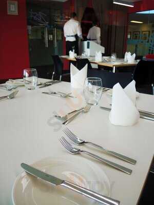 Zest Restaurant & Bar