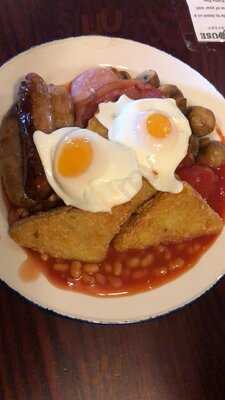 The Pretty Pigs Stonehouse Pizza & Carvery