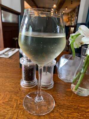 The Hedgehog Vintage Inn