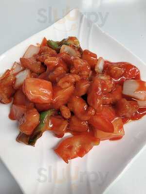 China Legend Chinese Restaurant