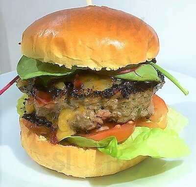 Nice "n" Chilled At The Hub