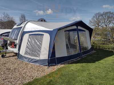 Sandy's Cafe At Orchard Park