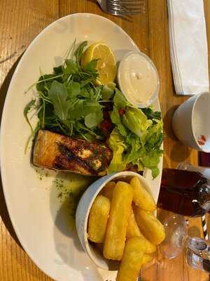 Merry Monk Beefeater