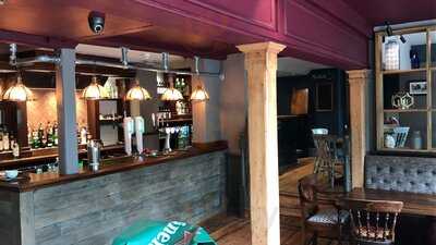 The Greyhound Harlow