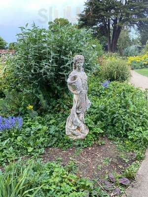 Tower Hill Tea Gardens