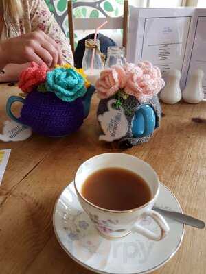 Table Manners Tearooms