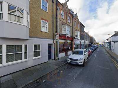 Lucky House Chinese Takeaway