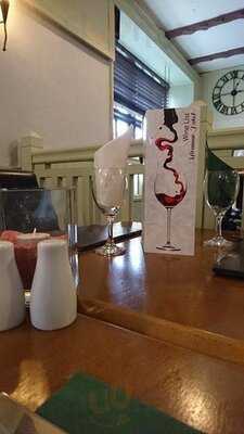 Cabana Bar Restaurant & Grill