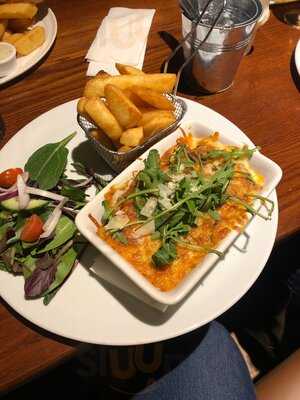 Quayside Bar And Kitchen