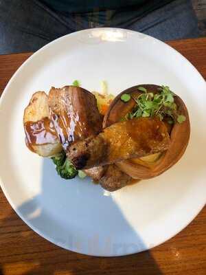 Quayside Bar And Kitchen