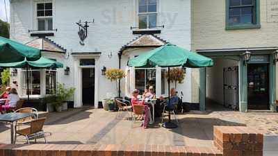 Jukes Village Shop And Restaurant