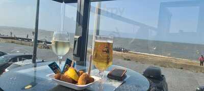 Waterfront Club Cafe Bar