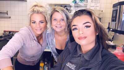 Victoria's Cafe And Pie & Mash