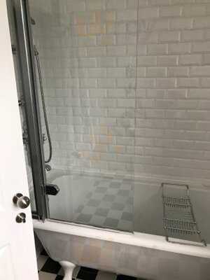 The Atlantic Bay - Hotel & Restaurant