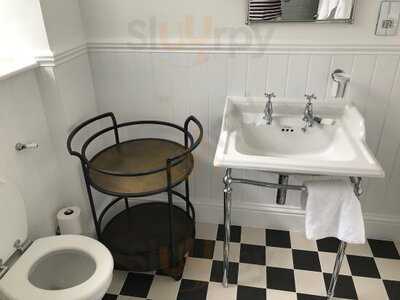 The Atlantic Bay - Hotel & Restaurant