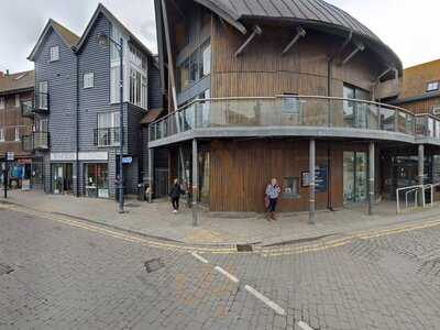 Cafe Revival At The Horsebridge