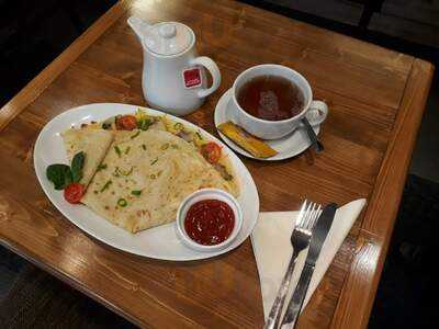 Crepe N Cuppa Cafe