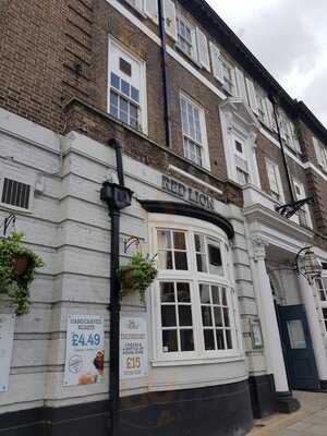 Red Lion Stonehouse Pizza And Carvery