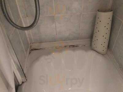 Halfway House Inn Country Lodge