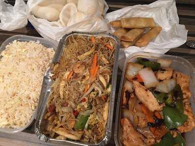 Lucky House Chinese Takeaway
