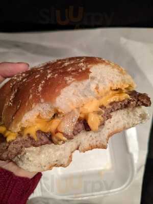 Paul's Fish And Chicken Bar