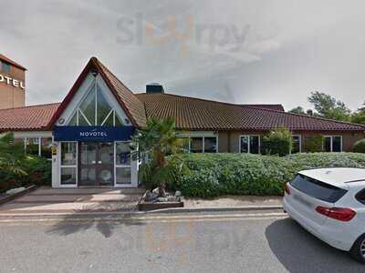 Elements Restaurant And Bar