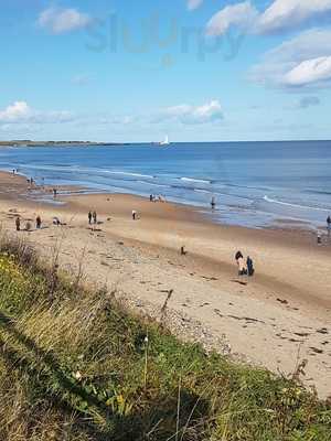 Bayside Cafe And Lounge