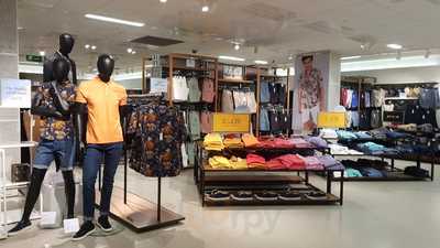 Marks And Spencer Cafe