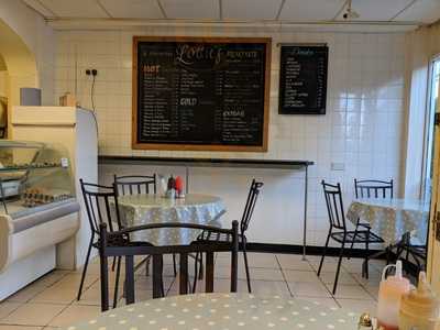 Lottie's Cafe