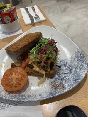 Kanya Bistro Bar And Restaurant