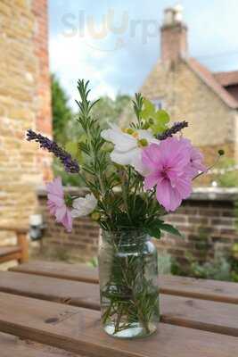 Welby Arms Village Inn