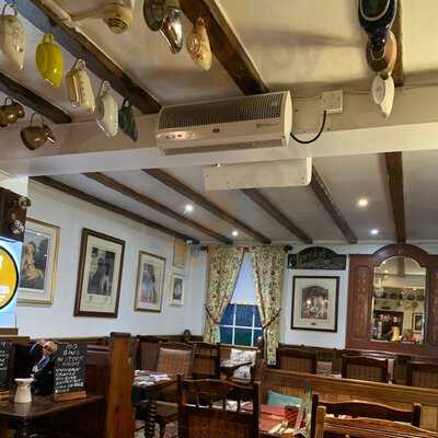 The King And Tinker Public House