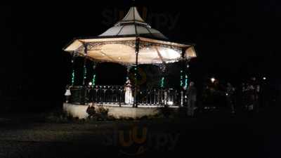 Mansfield Manor Restaurant