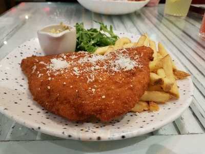 Victory Pub & Kitchen