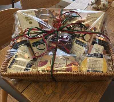 Deli On The Strand - Photo 7