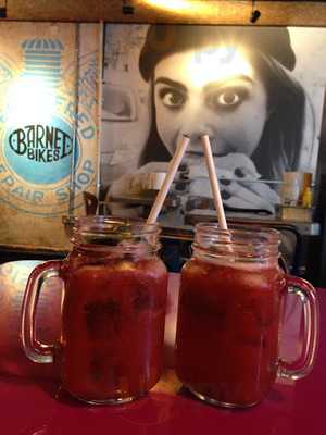 Lums Gourmer Burger Restaturant