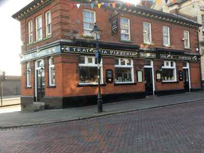 Olive E Capperi Trattoria Pizzeria