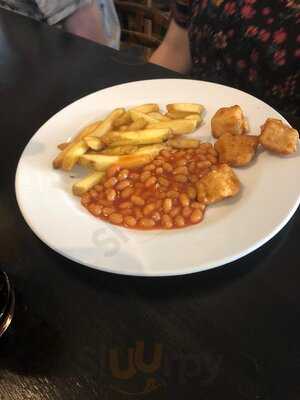 The Boathouse Bar & Restaurant