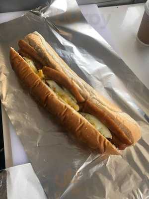 Lois's Take Away Cafe